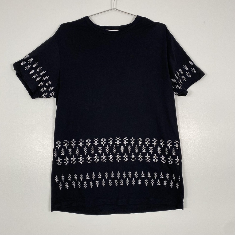 Les Benjamins Shirt Mens Medium Black Geometric Embroidered Hem Short Sleeve Tee